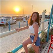 Profesora de todas las materias de Educación Primaria incluida música